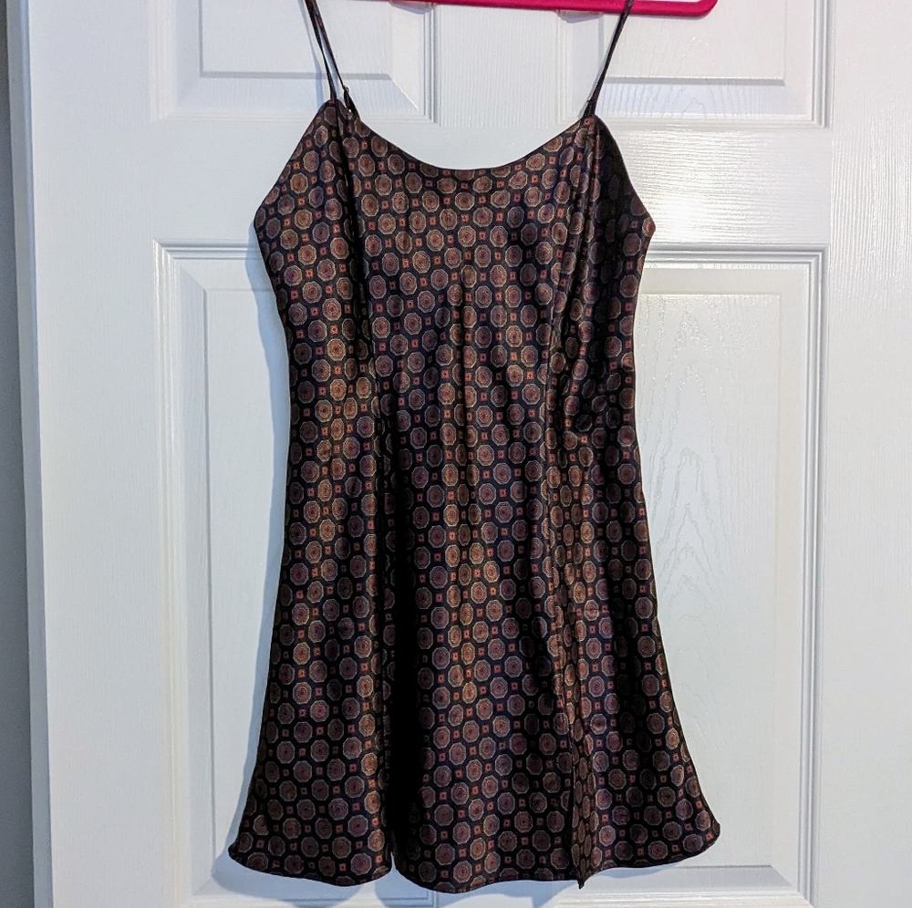 Vintage Victoria Secret Satin Patterned Night Gown Slip - Picture 1 of 5